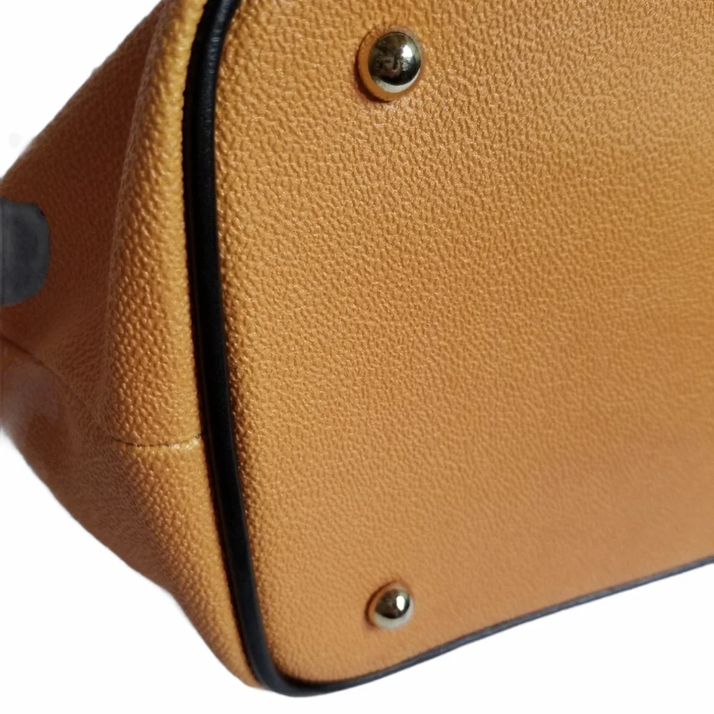 Dooney & Bourke contrast stitched